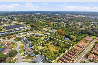 7808 34th Court E, Sarasota, FL 34243 - Photo 4
