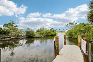 807 Lucille Ave, Nokomis, FL 34275 - Photo 32