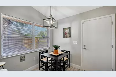 5649 Westwind Lane, Sarasota, FL 34231 - Photo 10