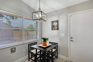 5649 Westwind Ln, Sarasota, FL 34231 - Photo 10
