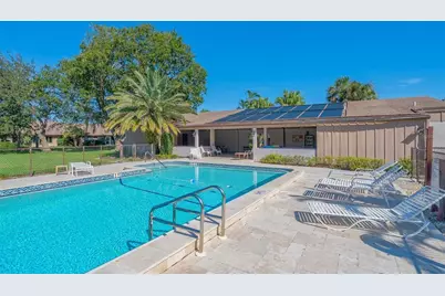 5649 Westwind Lane, Sarasota, FL 34231 - Photo 20