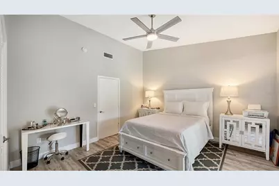 5649 Westwind Lane, Sarasota, FL 34231 - Photo 14