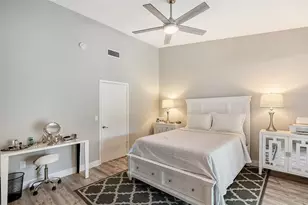 5649 Westwind Ln, Sarasota, FL 34231 - Photo 14