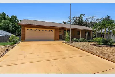 7206 8th Avenue NW, Bradenton, FL 34209 - Photo 2