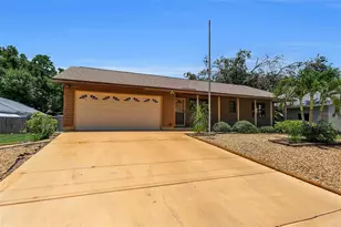 7206 8th Ave NW, Bradenton, FL 34209 - Photo 2