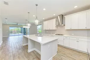 4745 Antrim Dr, Sarasota, FL 34240 - Photo 14