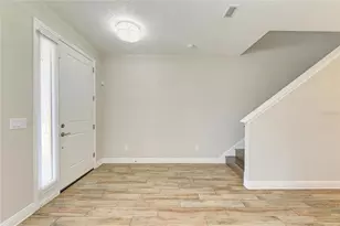 4745 Antrim Dr, Sarasota, FL 34240 - Photo 8