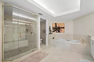 2410 Harbourside Dr, Longboat Key, FL 34228 - Photo 22