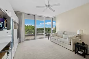 2410 Harbourside Dr, Longboat Key, FL 34228 - Photo 26