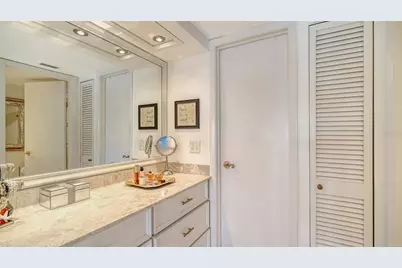 1355 S Portofino Drive #103, Sarasota, FL 34242 - Photo 38