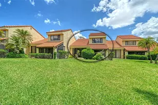 5294 Huntingwood Ct, Sarasota, FL 34235 - Photo 4