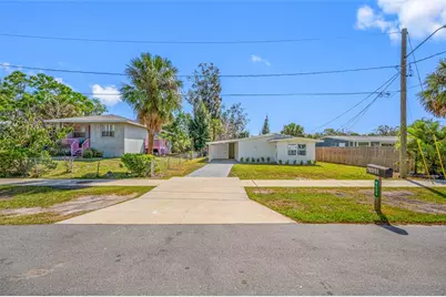 6908 11th Avenue E, Palmetto, FL 34221 - Photo 4