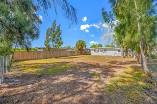 6908 11th Ave E, Palmetto, FL 34221 - Photo 36