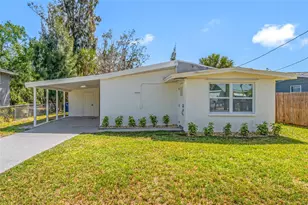 6908 11th Ave E, Palmetto, FL 34221 - Photo 2