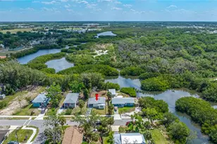 6908 11th Ave E, Palmetto, FL 34221 - Photo 12