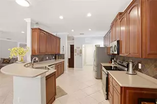 7131 67th Terrace E, Bradenton, FL 34203 - Photo 6
