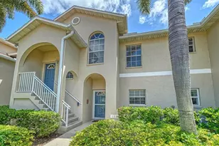 8355 Glenrose Wy, Sarasota, FL 34238 - Photo 2