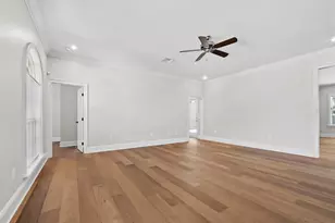819 Paradise Way, Sarasota, FL 34242 - Photo 12