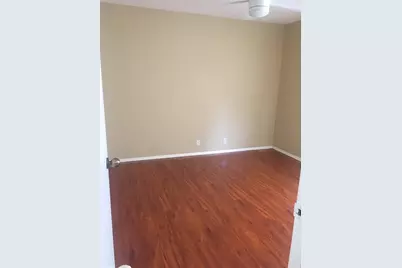 5025 82nd Way E, Sarasota, FL 34243 - Photo 8