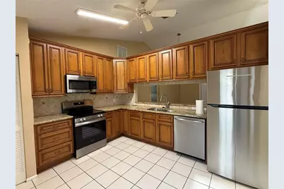 5025 82nd Way E, Sarasota, FL 34243 - Photo 6