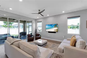 5344 Wishing Arch Dr, Apollo Beach, FL 33572 - Photo 8