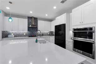 5344 Wishing Arch Dr, Apollo Beach, FL 33572 - Photo 4