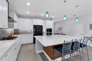 5344 Wishing Arch Dr, Apollo Beach, FL 33572 - Photo 6
