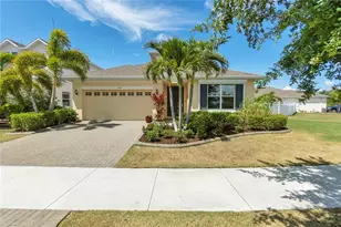 5344 Wishing Arch Dr, Apollo Beach, FL 33572 - Photo 2