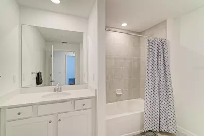 5687 N Honore Avenue #411, Sarasota, FL 34243 - Photo 16