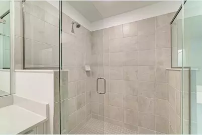 5687 N Honore Avenue #411, Sarasota, FL 34243 - Photo 14