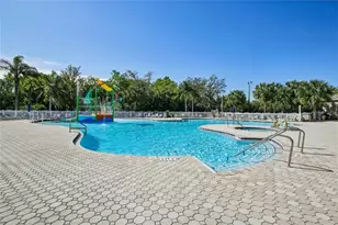 259 Dahlia Ct, Bradenton, FL 34212 - Photo 4