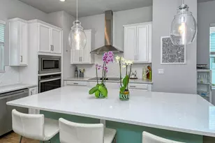 2300 Lindstrom St, Sarasota, FL 34237 - Photo 30