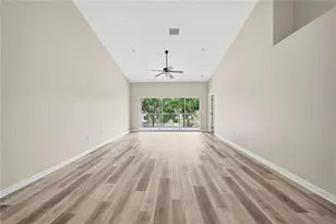7660 Sweetbay Cir, Bradenton, FL 34203 - Photo 14