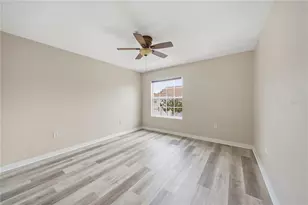 7660 Sweetbay Cir, Bradenton, FL 34203 - Photo 8
