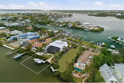 4034 Roberts Point Road, Sarasota, FL 34242 - Photo 10