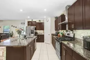 5426 Rainwood Meadows Dr, Apollo Beach, FL 33572 - Photo 12