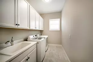 8092 Grande Shores Dr, Sarasota, FL 34240 - Photo 34