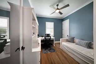 8092 Grande Shores Dr, Sarasota, FL 34240 - Photo 28