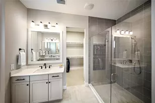 8092 Grande Shores Dr, Sarasota, FL 34240 - Photo 20