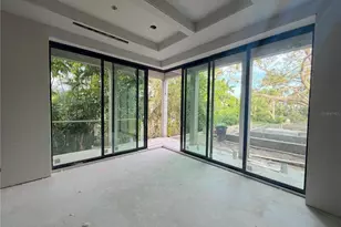 2100 McClellan Pkwy, Sarasota, FL 34239 - Photo 24