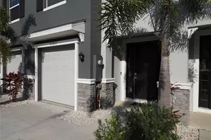 2503 Midnight Pearl Dr, Sarasota, FL 34240 - Photo 2