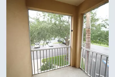 3617 Parkridge Circle #11-202, Sarasota, FL 34243 - Photo 6