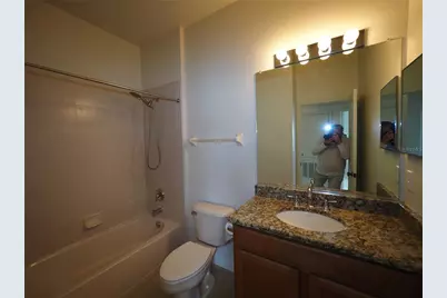 3617 Parkridge Circle #11-202, Sarasota, FL 34243 - Photo 12