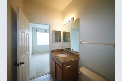 3617 Parkridge Circle #11-202, Sarasota, FL 34243 - Photo 14