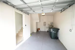 3617 Parkridge Cir, Sarasota, FL 34243 - Photo 24