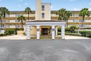 1040 Wexford Blvd, Venice, FL 34293 - Photo 1