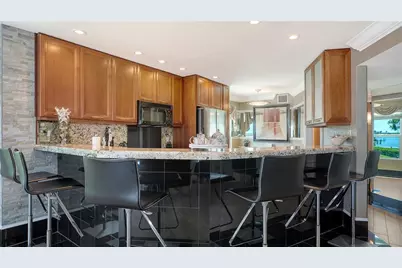 5320 Gulf Of Mexico Drive #101, Longboat Key, FL 34228 - Photo 20