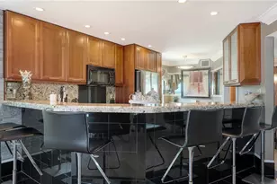 5320 Gulf of Mexico Dr, Longboat Key, FL 34228 - Photo 20