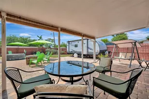130 59th St W, Bradenton, FL 34209 - Photo 8