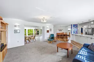 425 Driftwood Rd, Venice, FL 34293 - Photo 10